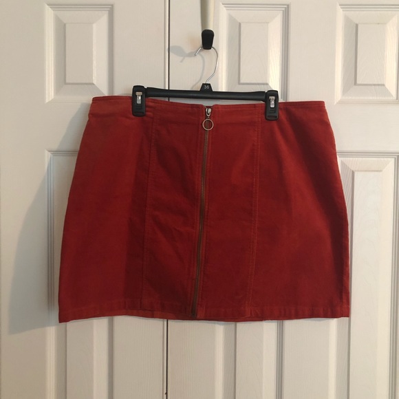 Forever 21 Dark Orange O-Ring Velvet Miniskirt - Picture 1 of 4